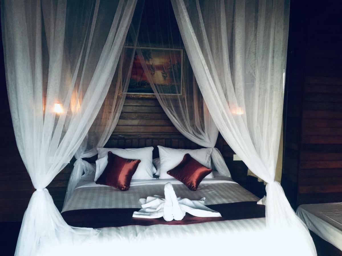 Отель Sunday Huts Lembongan Экстерьер фото