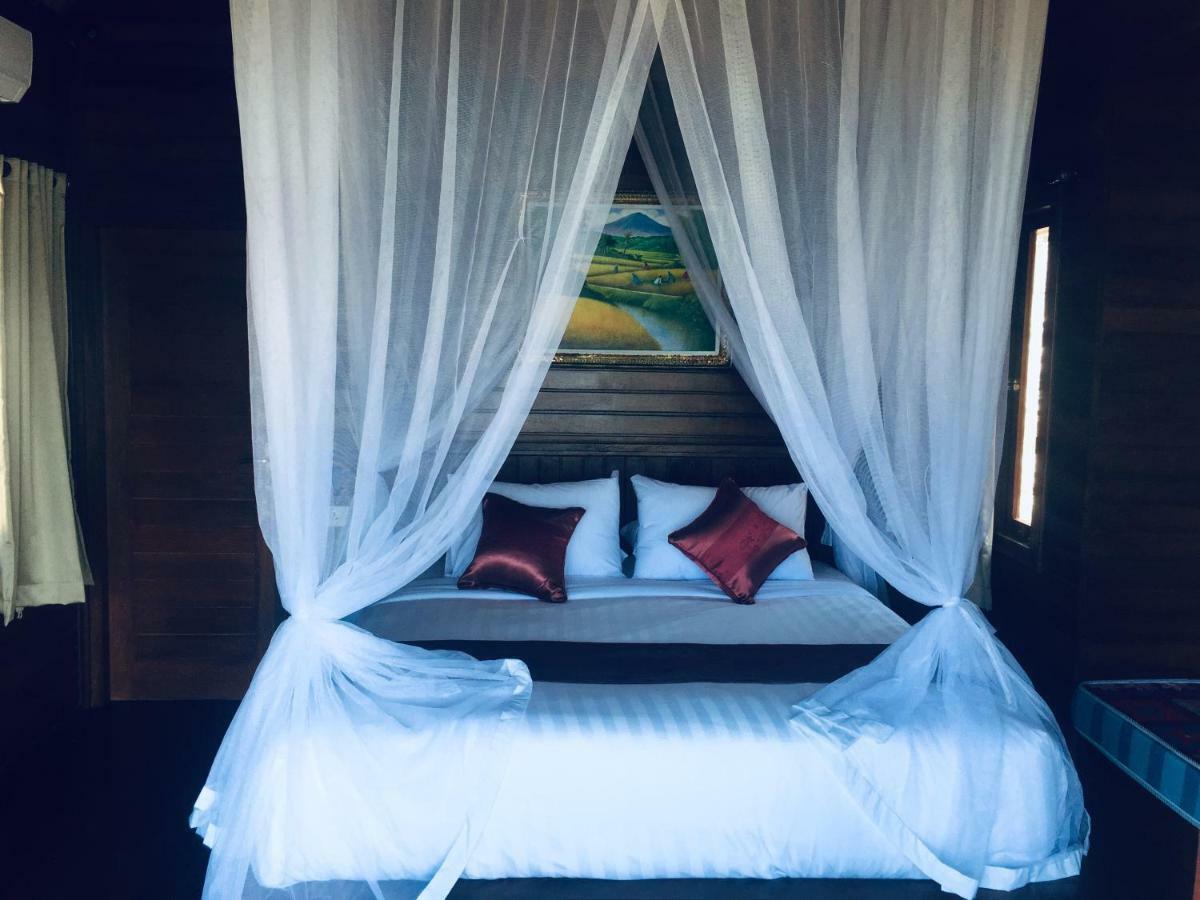 Отель Sunday Huts Lembongan Экстерьер фото